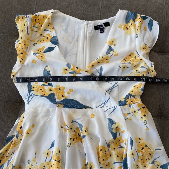 EUC Lulus French Countryside White and Yellow Floral Print High-Low Dress - Picture 9 of 14